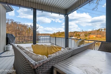 825 deep cove lane-36