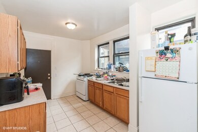 403 S Kenilworth Ave unit 2, Oak Park, IL 60302 - photo 5