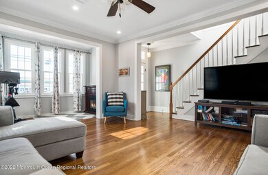 _RMJ6049 family room