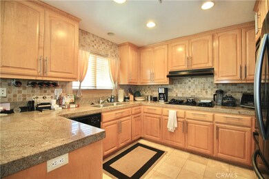 2420 Carnegie Ln unit B, Redondo Beach, CA 90278 - photo 2