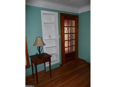 Front entrance to the home has a nice vestibule wi