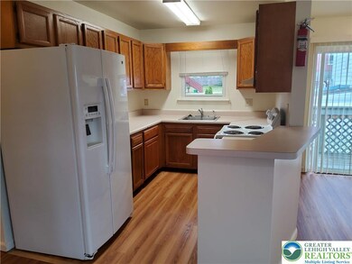 17 E Susquehanna St unit B, Allentown, PA 18103 - photo 6