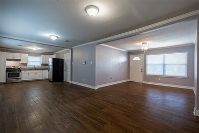 5250 Dewberry St, Houston, TX 77021 - photo 4