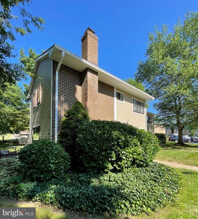 1054 Brinker Dr, Hagerstown, MD 21740 - photo 2