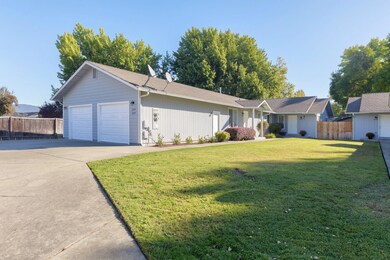 2-web-or-mls-2921-galaxy-way