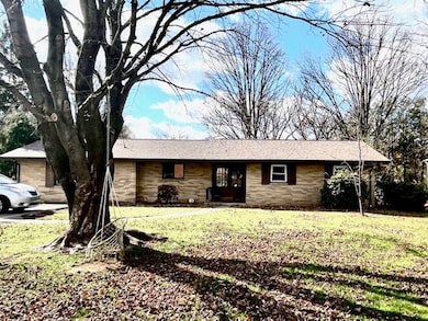 904 Mcknight Rd, Indiana, PA 15701 - photo 3