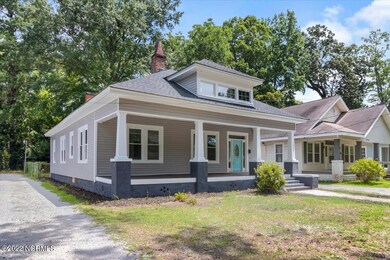 03-1305 E Walnut St-3