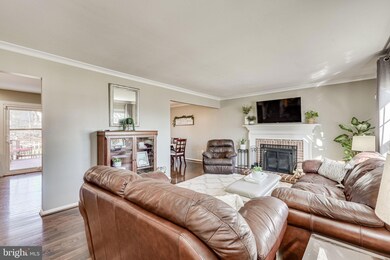 8304 Lindside Way, Springfield, VA 22153 - photo 4