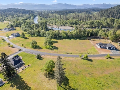 8_561 e forks cir - drone - 1