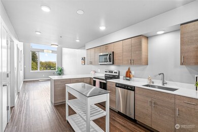 Salmonberry complex unit B411, Lynden, WA 98264 - photo 5