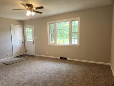 103 Spruce Ln, Windsor, MO 65360 - photo 5