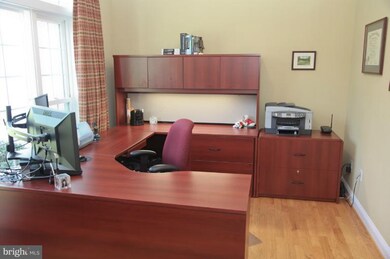 613 Traveller Ct, Lothian, MD 20711 - photo 5