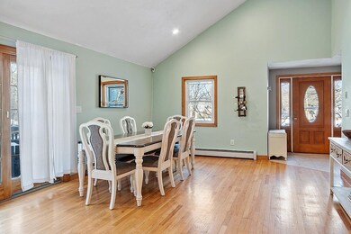 41 Cole St, Salem, NH 03079 - photo 4