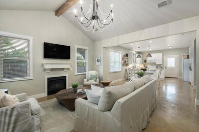 514 Fulton St, Fredericksburg, TX 78624 - photo 6