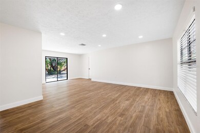 624 S 63rd St, Tampa, FL 33619 - photo 7