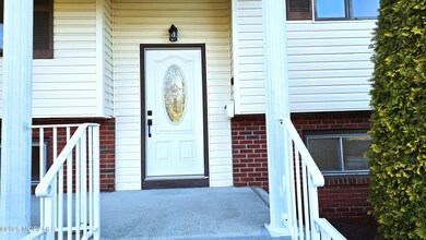 39 Willow Grove Way, Manalapan, NJ 07726 - photo 2