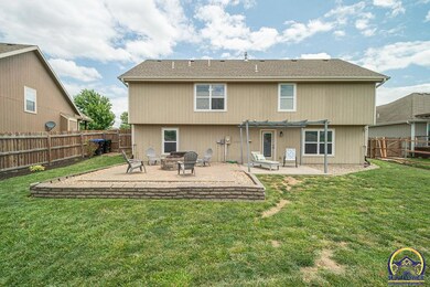 4323 SW Misty Harbor Dr, Topeka, KS 66610 - photo 7