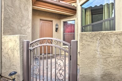 1736 N Trowbridge-5