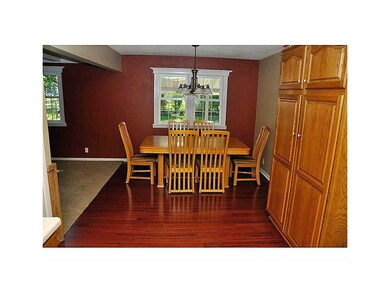 Eat-in Kitchen.