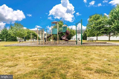 10374 Lantern Ln, Hagerstown, MD 21740 - photo 6