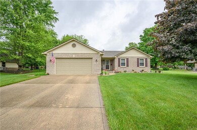 130 Deborah Ln, Whiteland, IN 46184 - photo 3