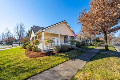 507 Black Oak Dr, Central Point, OR 97502 - photo 3