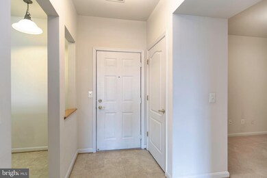 8600 Roaming Ridge Way unit 304, Odenton, MD 21113 - photo 3