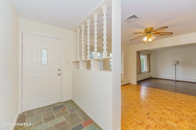 1 Entryway