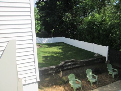 22 Oneida Ave, Worcester, MA 01606 - photo 3