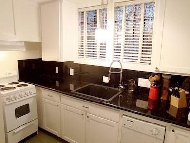 3607 Mandell St, Houston, TX 77006 - photo 7