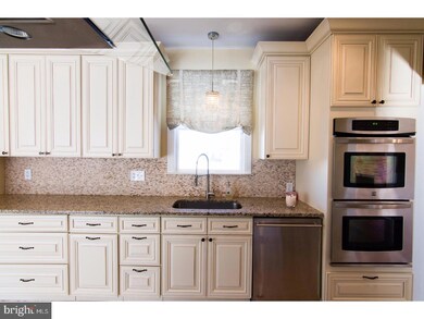 659 Aronimink Place, Drexel Hill, PA 19026 - photo 5