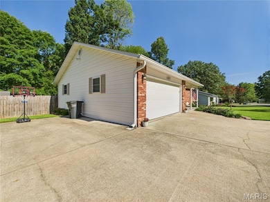 6203 Pinecrest Dr, Poplar Bluff, MO 63901 - photo 6