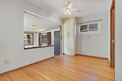 926 Portsmouth Ave, Westchester, IL 60154 - photo 7