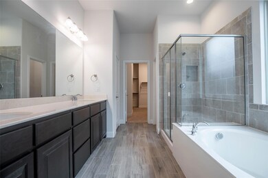 2208 Moonsail Ln, Denton, TX 76210 - photo 3