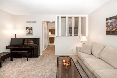 10017 W 52nd St, Shawnee, KS 66203 - photo 4