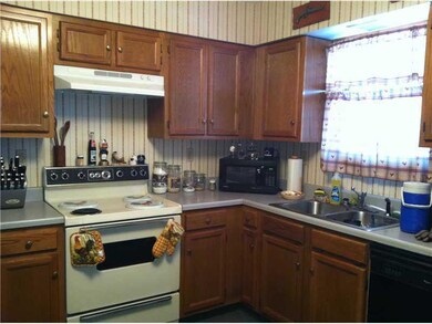 Cafeteria/Kitchen.
