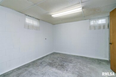 4607 25th Ave, Rock Island, IL 61201 - photo 2