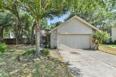 8627 Timbercraft Dr, Houston, TX 77095 - photo 2