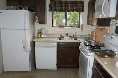 3 Cedarbrook Village unit 3 F, Rochester, NH 03867 - photo 7