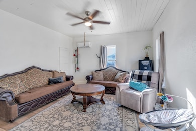 496 N 200 E, Nephi, UT 84648 - photo 3