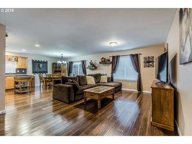 Living Room/Dining Room