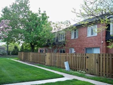 1110 Canterbury Square N, Indianapolis, IN 46260 - photo 7