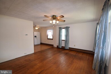 19 Longeron Dr, Middle River, MD 21220 - photo 5