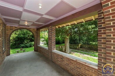 3135 SW 17th St, Topeka, KS 66604 - photo 3