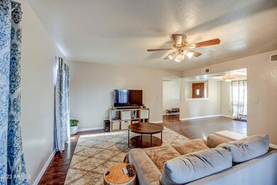 2611 N Doral Cir, Mesa, AZ 85215 - photo 6