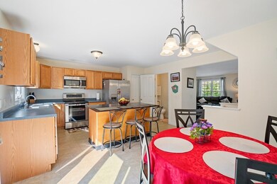 30 Tulip Cir unit 30, South Grafton, MA 01560 - photo 3