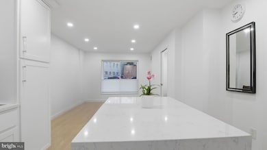 Webster House unit L18, Washington, DC 20036 - photo 4