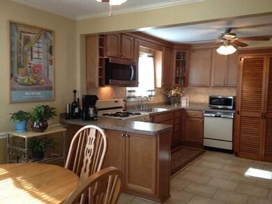 Kitchen Kitchen with dining area is quite new!