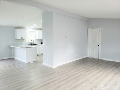 1953 Pine Cone Ave unit 106, Enumclaw, WA 98022 - photo 6