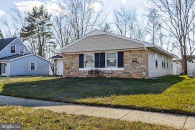 77 Harrington Cir, Willingboro, NJ 08046 - photo 4